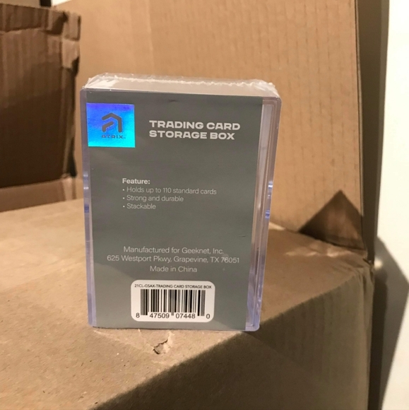 TRADING CARD CLEAR BOX LOT OF 3 - Picture 3 of 3